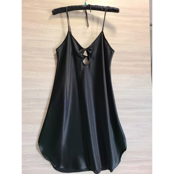 Intimate Moods Black Satin Robe & Gown Set Size M Keyhole Slip with Hanger - Picture 2 of 8